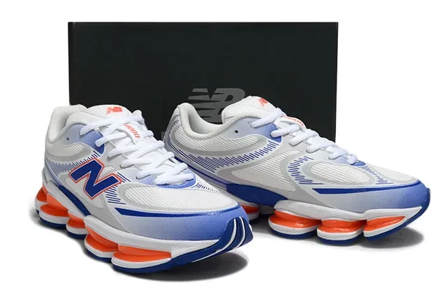 New Balance 9060 Blanc Bleu Segmented Orange Mediasole Pods Maille et Recouvrement Synthétique Supérieur Sneakers Chunky 5