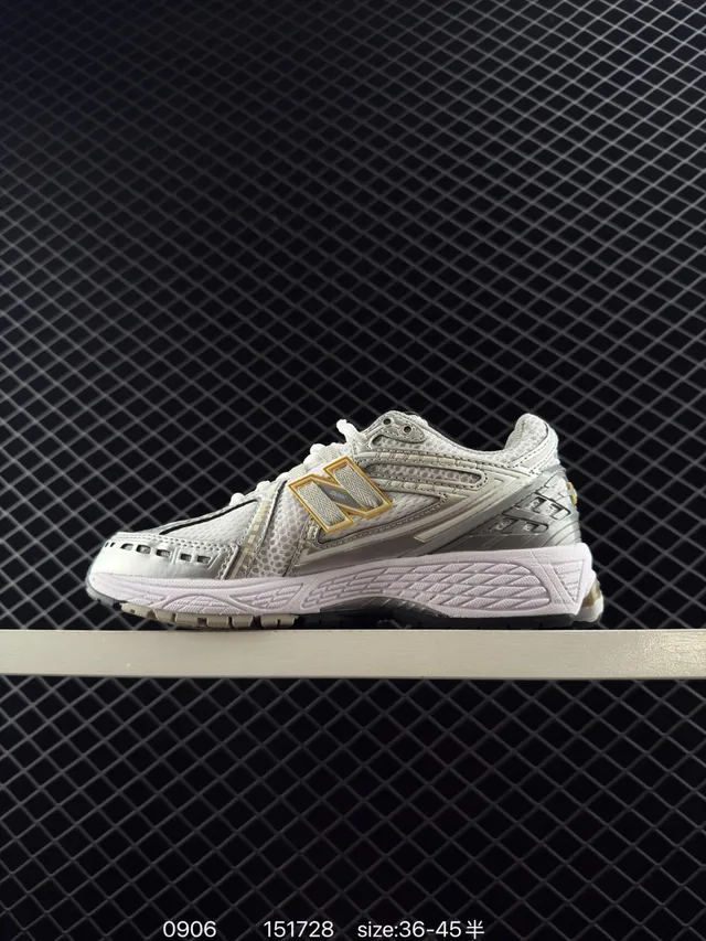 New Balance 906K Sneakers Chunky Retro Runner Blanc Argent Or 7