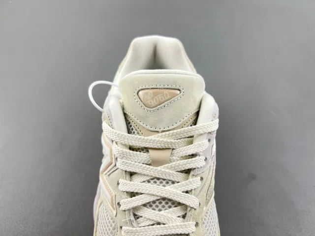 New Balance Beige Jaune Haut Malla Layered Et Suédé Oversized Cousu 'N' Logo Chaussures Chunky 6