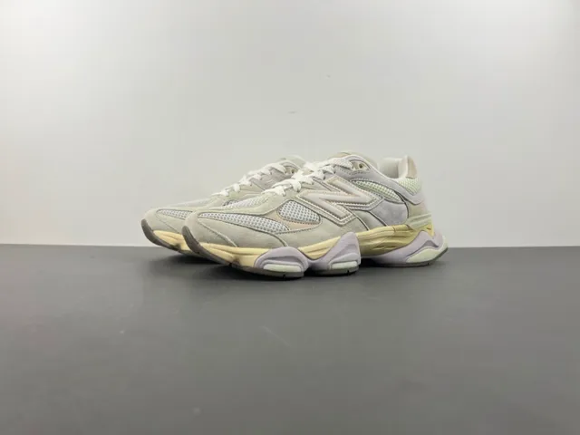 New Balance Beige Jaune Haut Malla Layered Et Suédé Oversized Cousu 'N' Logo Chaussures Chunky 10