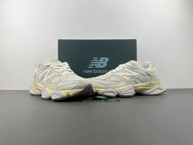 New Balance Beige Jaune Haut Malla Layered Et Suédé Oversized Cousu 'N' Logo Chaussures Chunky 13