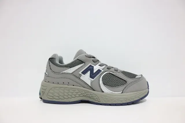 New Balance أسود رمادي silhouette سميك شبكة وتغطية اصطناعية أحذية رياضية للأسلوب الحياتي 18
