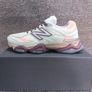 New Balance أخضر بنفسجي وسط طبقات مواد مختلطة علوية حذاء رياضي سميك