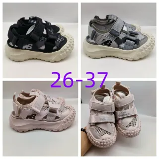 New Balance Sandales Enfant Aventure Noir Crème Sandales Décontractées