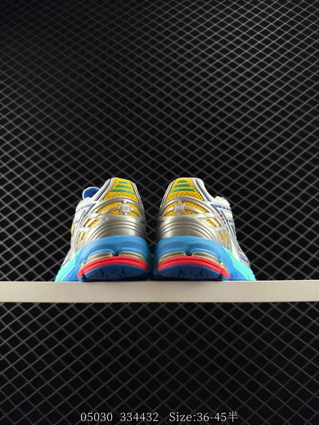 New Balance M1906 Argent Bleu Mailles Stratifiées et Superpositions Synthétiques Semelle Sculptée Sneakers Chunky 4