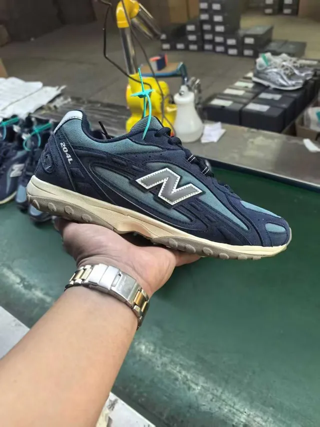 New Balance Tênis Navy Blue de couro macio e malha com N Logo costurado 6