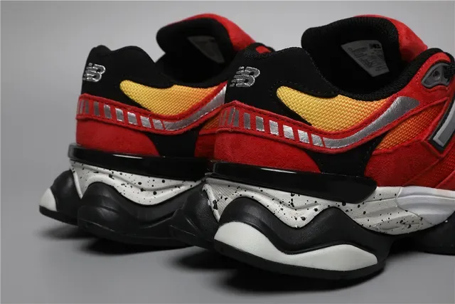 New Balance Rouge Orange Semelle Chunky Multicouche Daim Et Maille Hybride Haut Chaussures Lifestyle 2