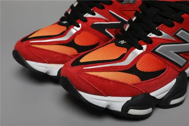 New Balance Rouge Orange Semelle Chunky Multicouche Daim Et Maille Hybride Haut Chaussures Lifestyle 4