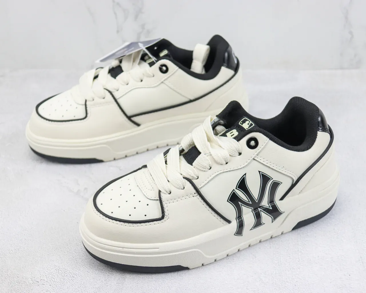 New Era Beige Black Platform Sole Interlocking NY Logo Lifestyle Sneakers 4
