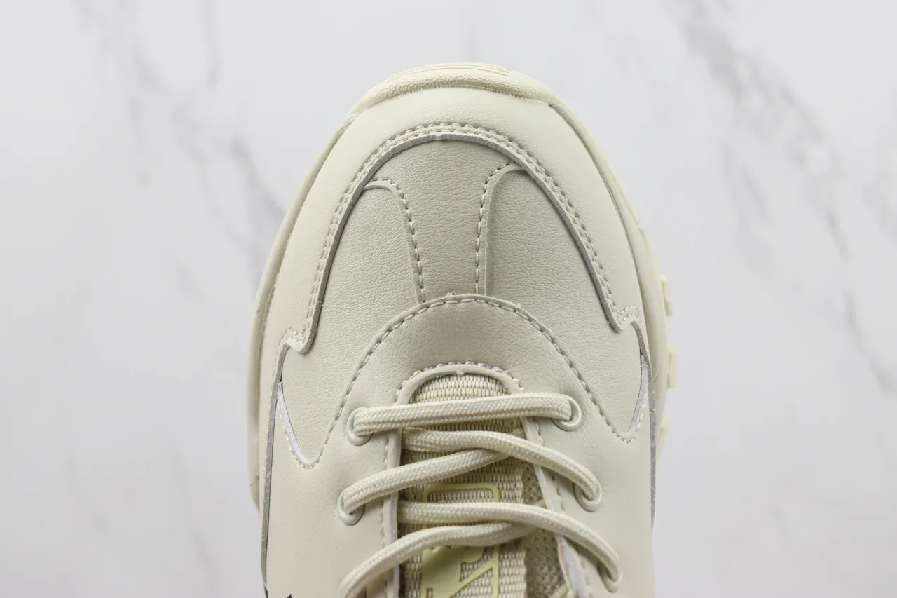 New Era Chunky Runner Beige Black Sole Oversized Team Logo Chunky Sneakers 6