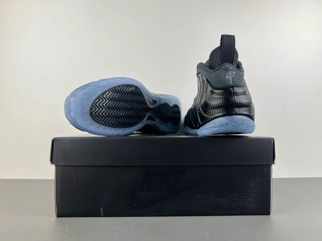 Nike Air Foamposite One Black Dark Gray Translucent Sole Basketball Shoes 15