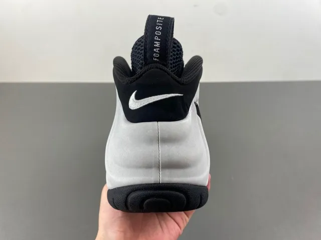Nike Air Foamposite One White Black Lifestyle Sneakers 4