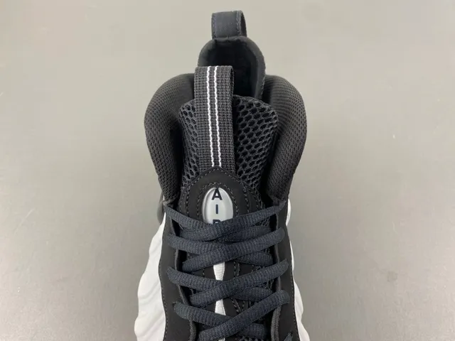 Nike Air Foamposite One White Black Lifestyle Sneakers 6