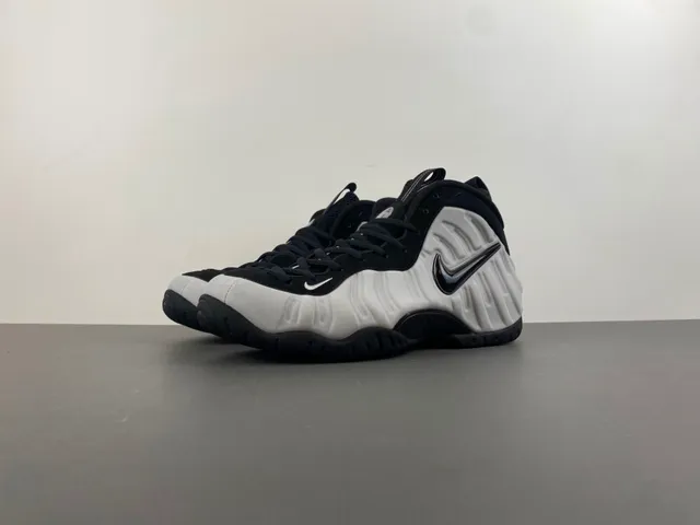 Nike Air Foamposite One White Black Lifestyle Sneakers 11