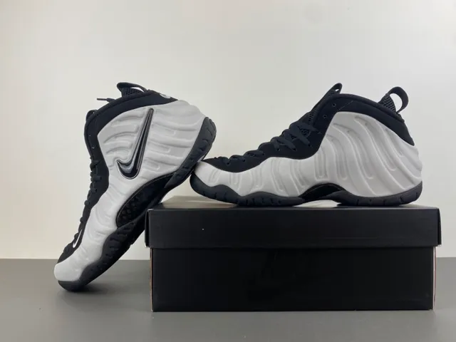 Nike Air Foamposite One White Black Lifestyle Sneakers 15