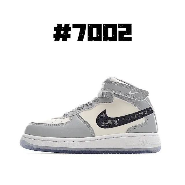 Nike Air Force 1 High Lifestyle Sneakers 12