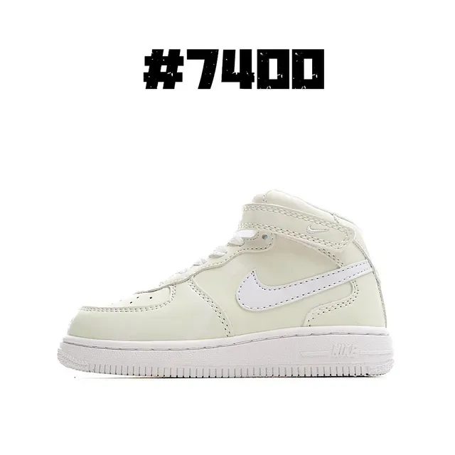 Nike Air Force 1 High Lifestyle Sneakers 14