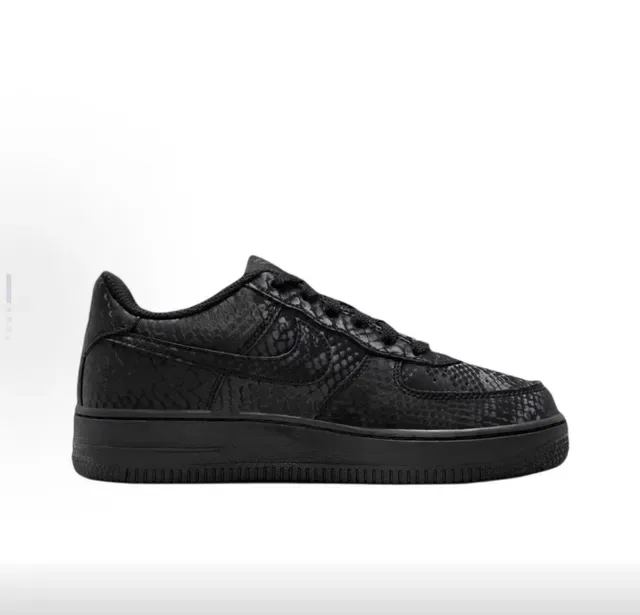 Nike Air Force 1 Monocromo Preto Textura Pele de Serpente Tênis Lifestyle 6