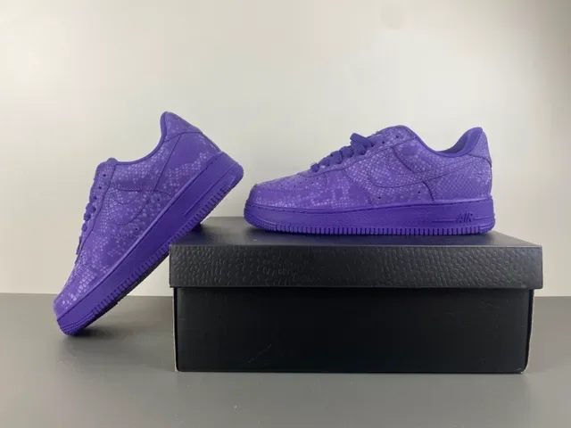 Nike Air Force 1 Purple Snake-Texture Lifestyle Sneakers 14