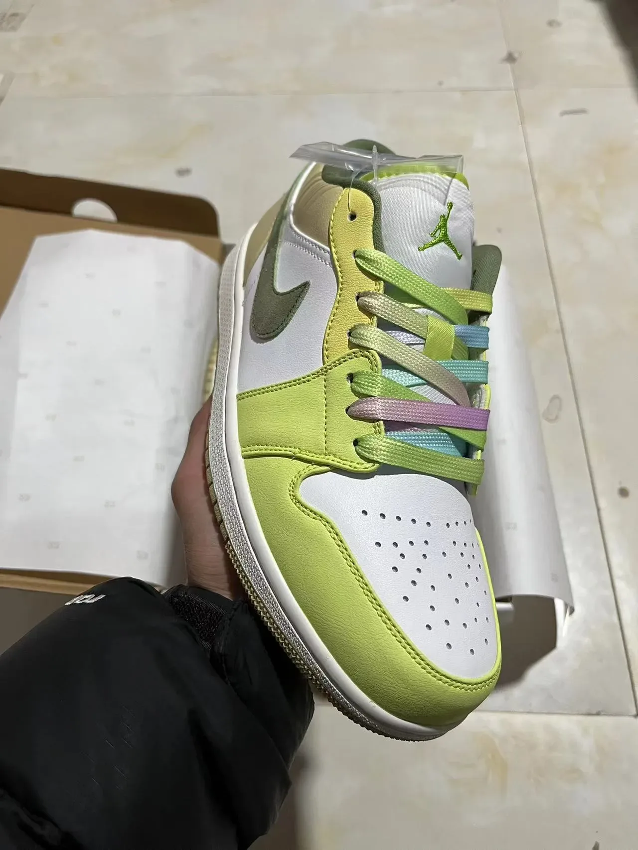 Nike Air Jordan 1 Low Lime Green White Beige Lifestyle Sneakers 2