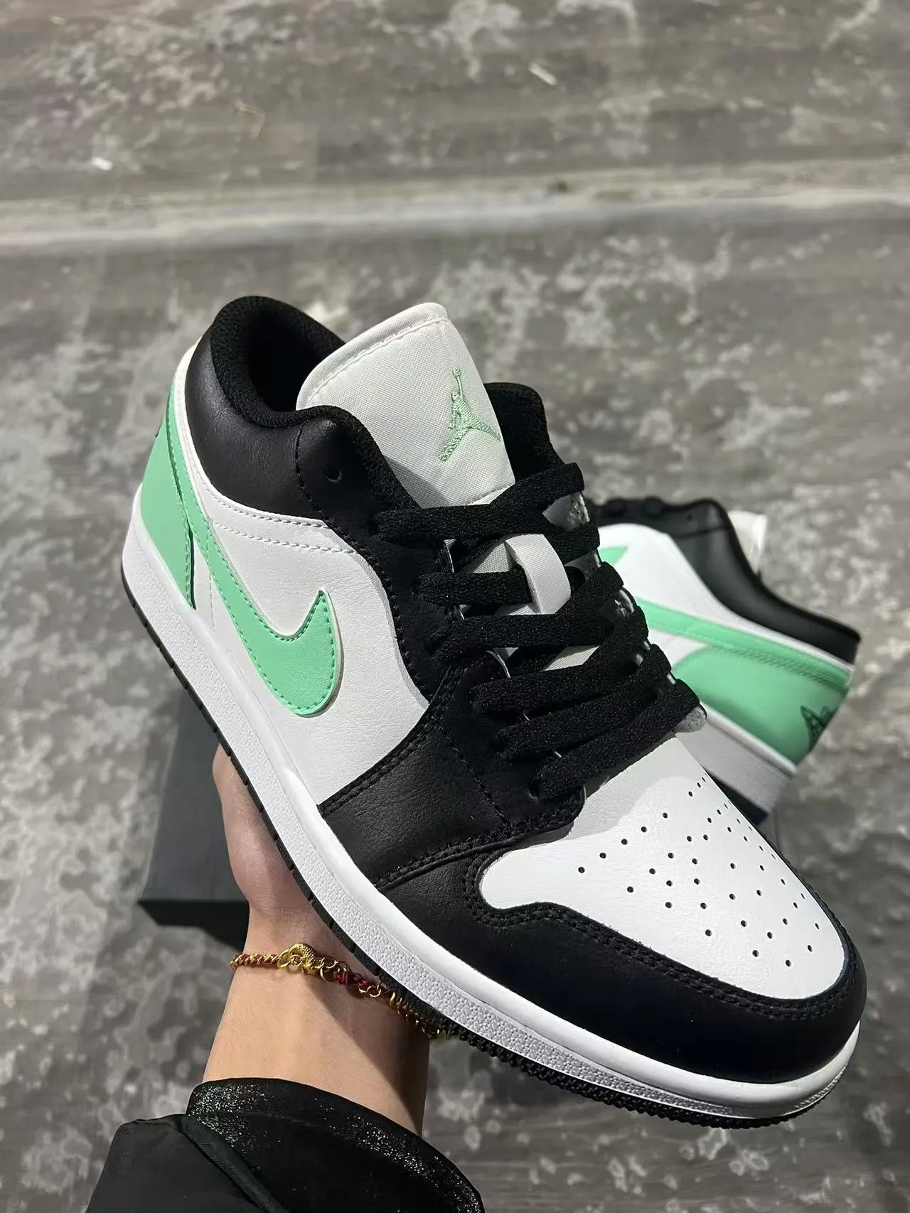 Nike Air Jordan 1 Low Mint Green Black White Lifestyle Sneakers 2