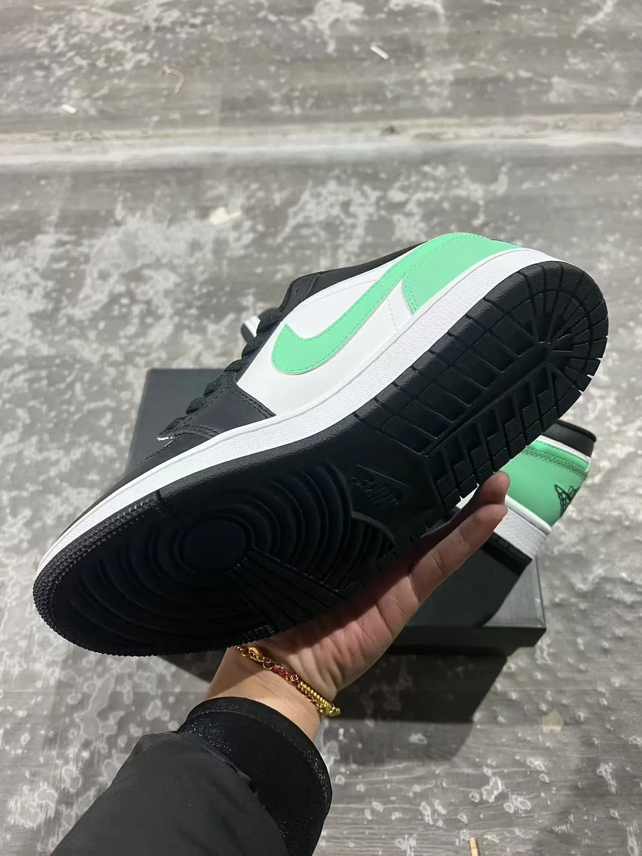 Nike Air Jordan 1 Low Mint Green Black White Lifestyle Sneakers 6