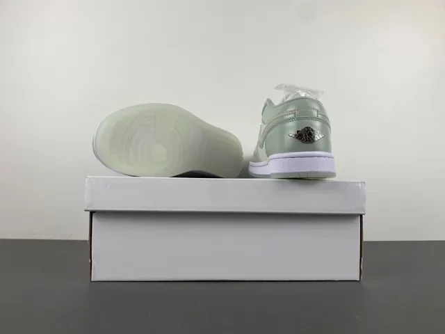 Nike Air Jordan 1 Low Mint Green Chaussures Lifestyle 16