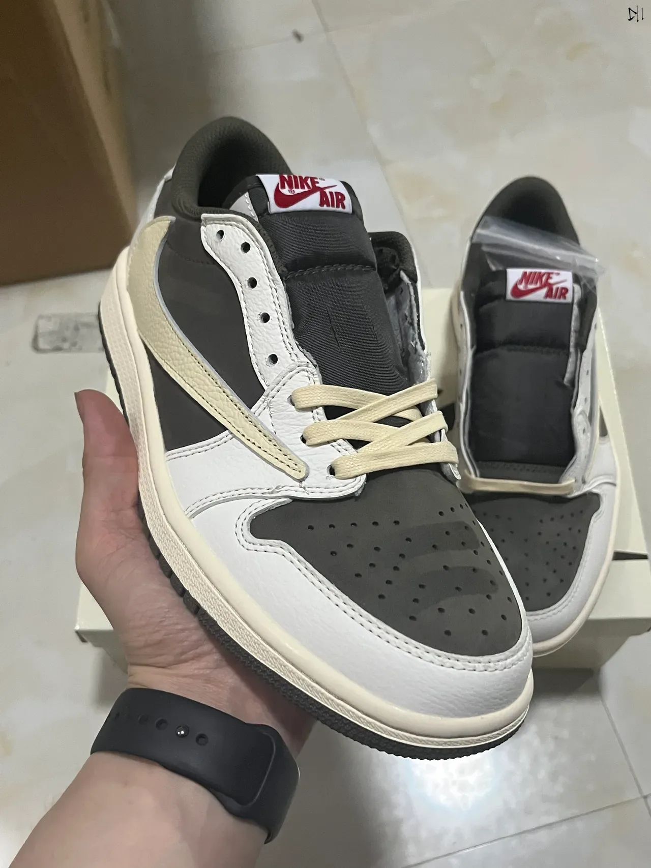 Nike Air Jordan 1 Low White Dark Gray Cream Lifestyle Sneakers 7