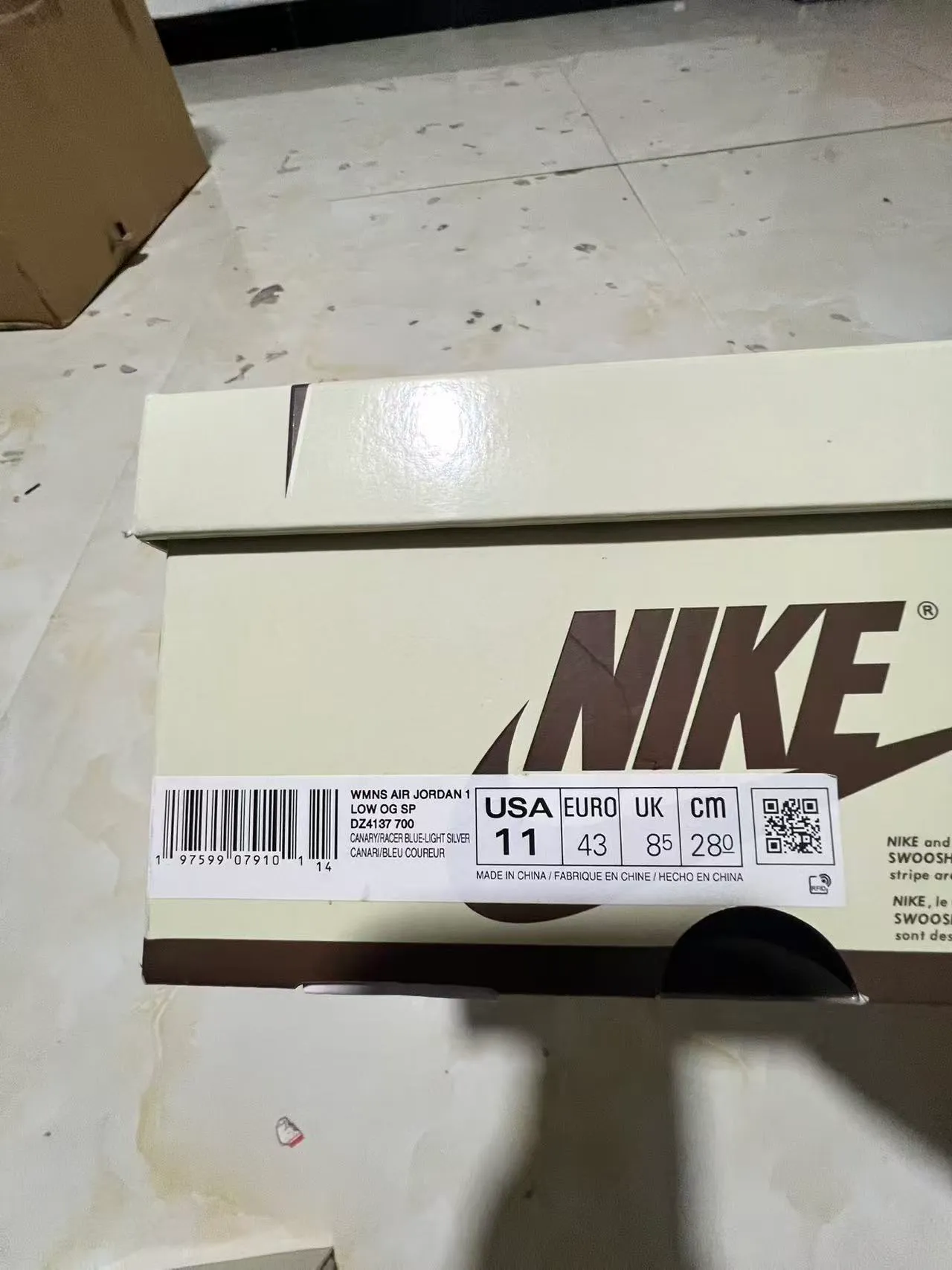 Nike Air Jordan 1 Low Yellow White Blue Lifestyle Sneakers 11