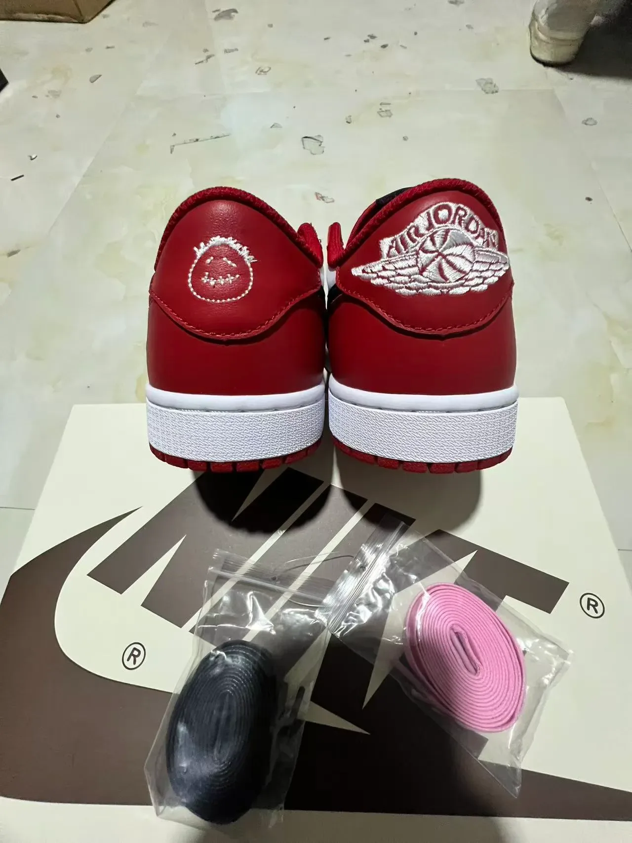 Nike Air Jordan 1 Red White Black Leather Lifestyle Sneakers 9