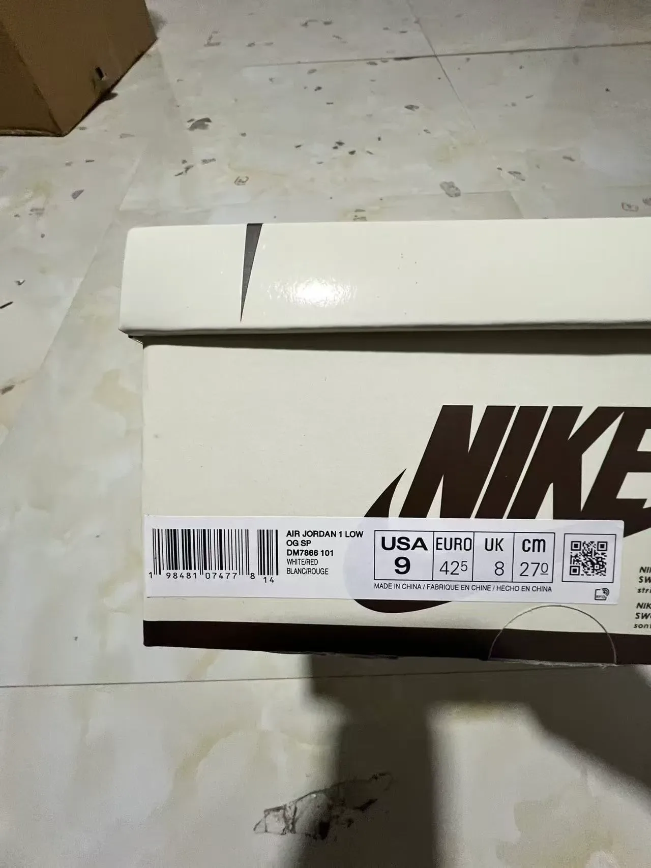 Nike Air Jordan 1 Red White Black Leather Lifestyle Sneakers 11