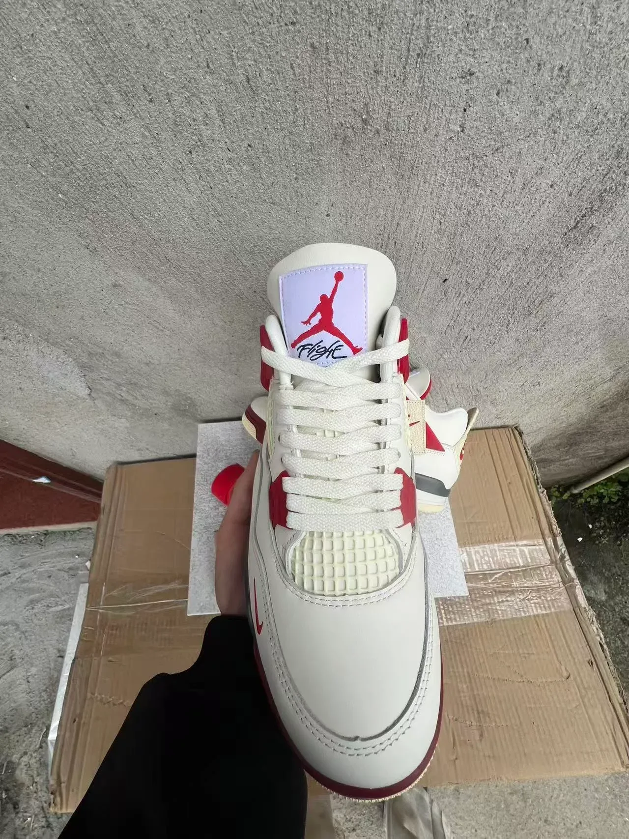 Nike Air Jordan 4 Blanc et Rouge Chaussures de basket 2