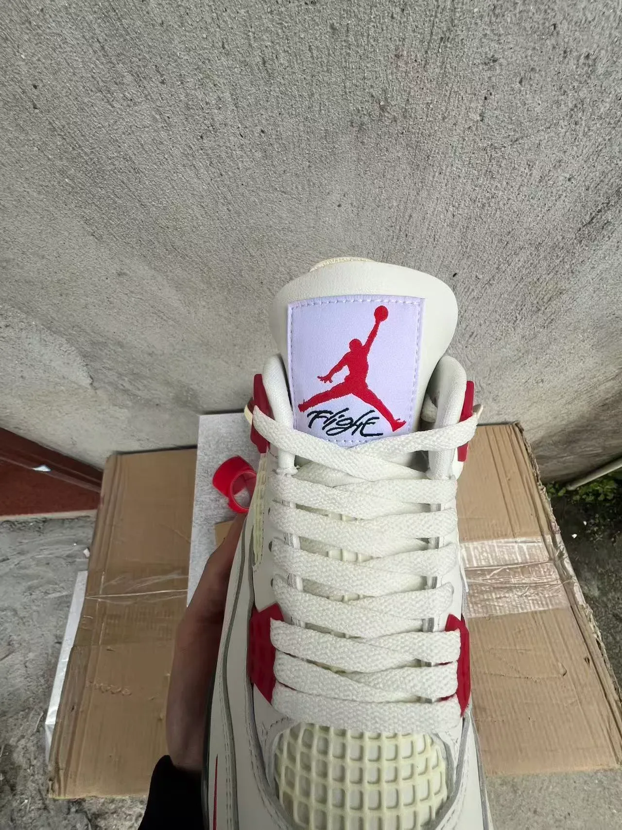 Nike Air Jordan 4 Blanc et Rouge Chaussures de basket 3