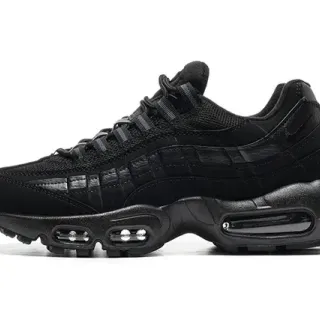 Nike Air Max 95 All-Black Lifestyle Sneakers