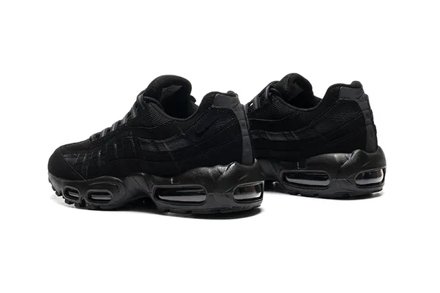 Nike Air Max 95 All-Black Lifestyle Sneakers 3