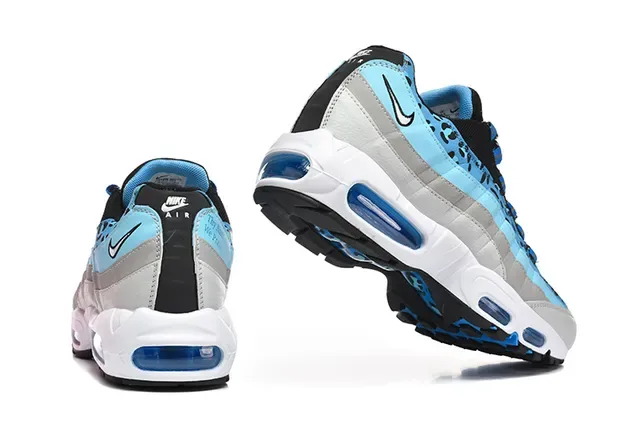Nike Air Max 95 Pink and Black Lifestyle Sneakers 14