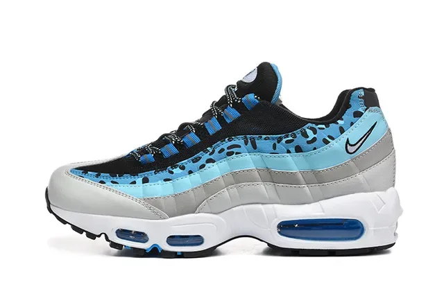 Nike Air Max 95 Pink and Black Lifestyle Sneakers 18