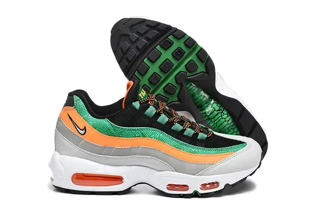 Nike Air Max 95 Pink and Black Lifestyle Sneakers 23