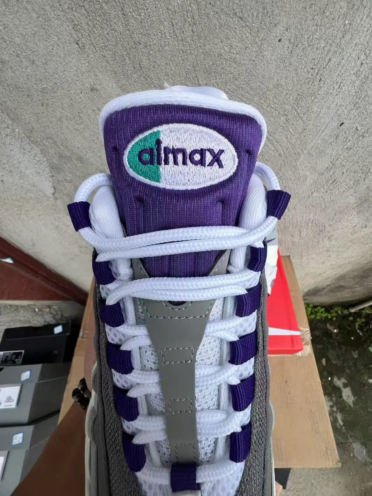 Nike Air Max 95 White Gray Purple Lifestyle Sneakers 4