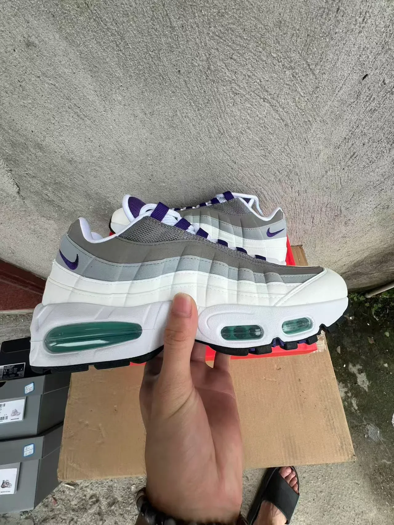 Nike Air Max 95 White Gray Purple Lifestyle Sneakers 7