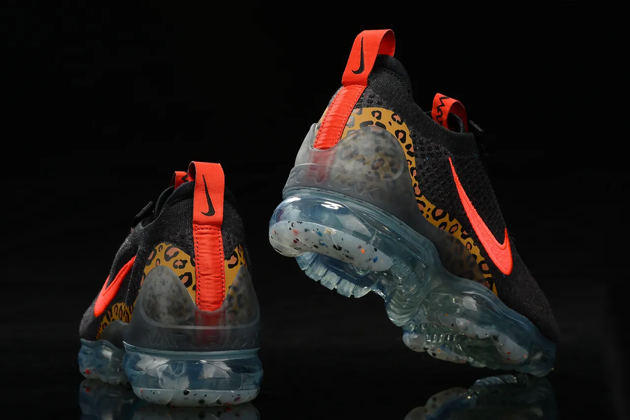 Nike Air VaporMax Flyknit Leopard Print Lifestyle Sneakers 2
