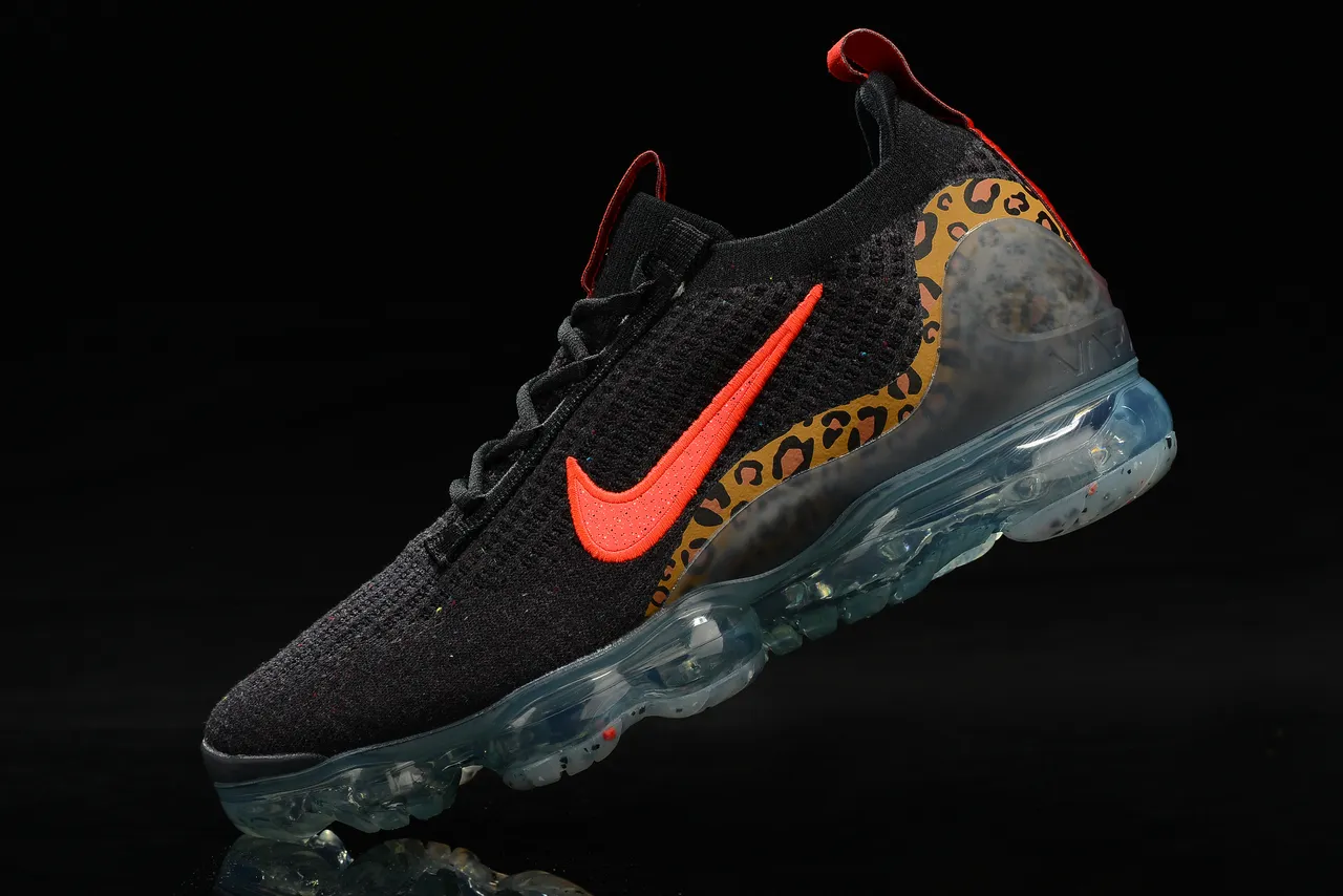Nike Air VaporMax Flyknit Leopard Print Lifestyle Sneakers 4