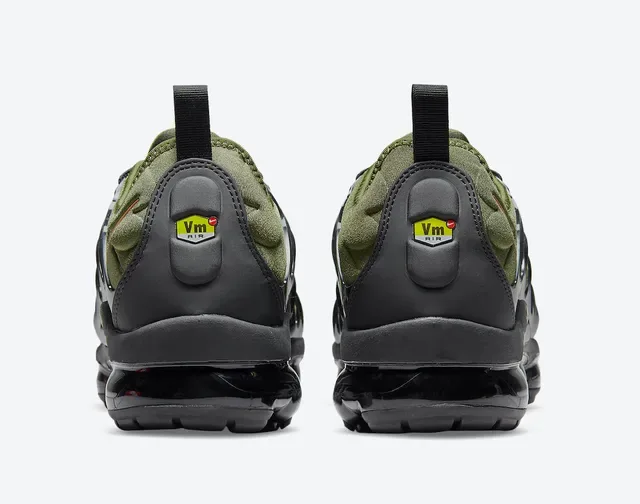 Nike Air VaporMax Plus Olive Green Black Lifestyle Sneakers 3