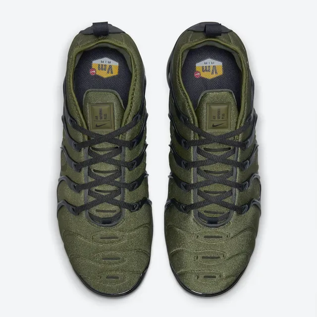 Nike Air VaporMax Plus Olive Green Black Lifestyle Sneakers 4