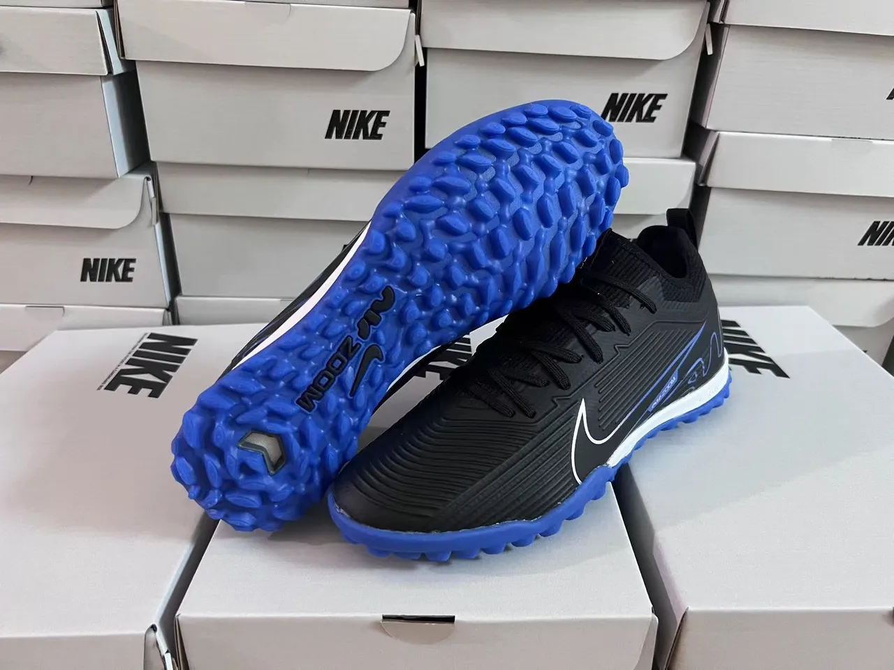 Nike Air Zoom Noir Bleu Bas Haut Synthétique Texturé Riboté Panneau du Metatarsien Chaussures de Football sur Herbe 9