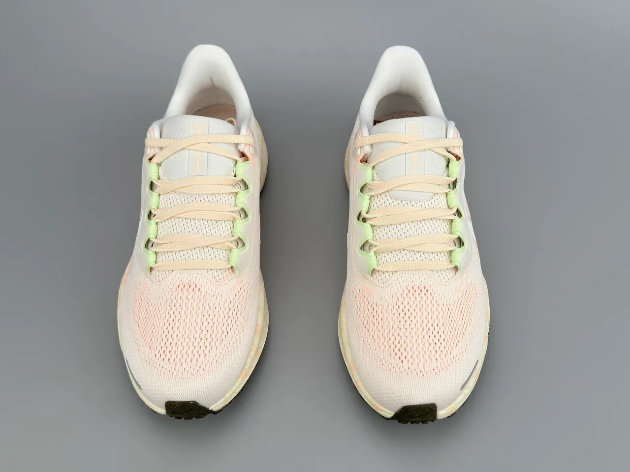 Nike Air Zoom Pegasus Beige Rose Tige en Malla Ingénieril Semelle intermédiaire tachetée Chaussures de course 9