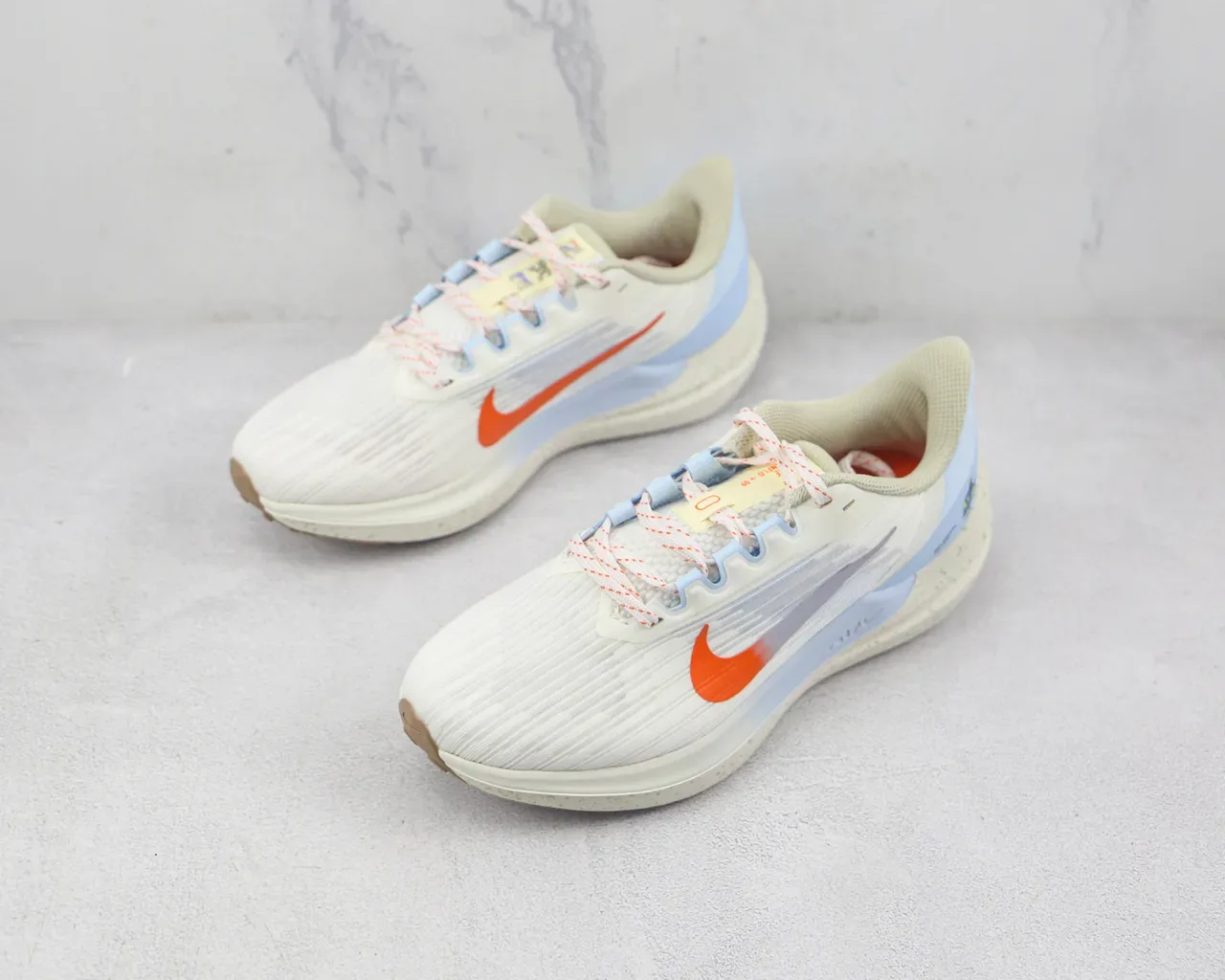 Nike Tênis Beige Azul com parte superior de tricô acanalado e overlay translúcido 4