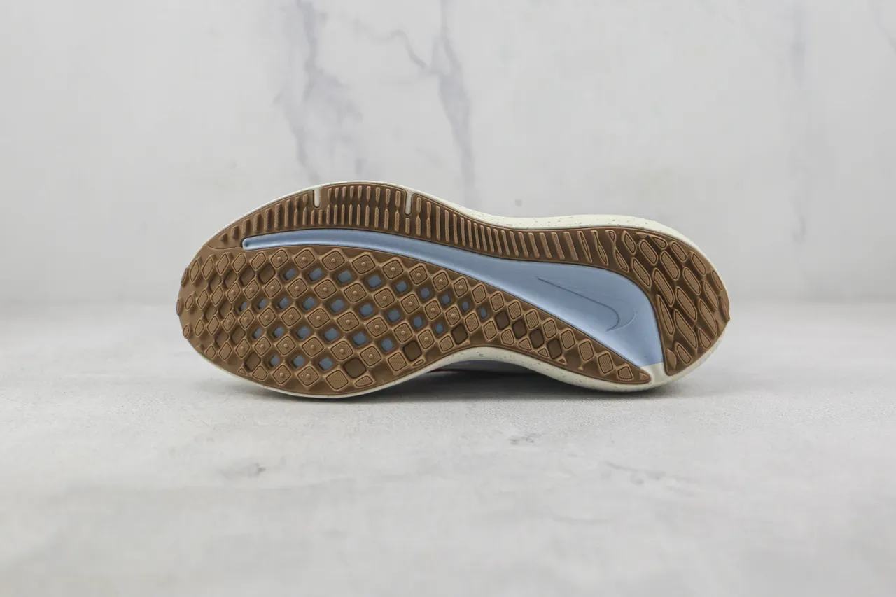 Nike Tênis Beige Azul com parte superior de tricô acanalado e overlay translúcido 8