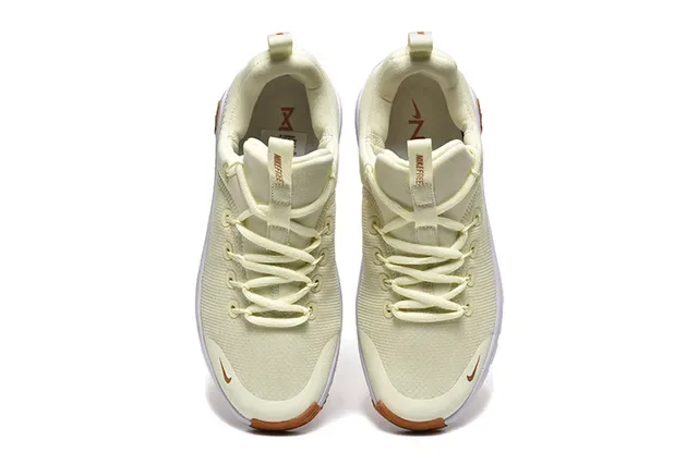 Nike Beige Marron Upper en Maille Sculpté avec Côtes Prononcées Semelle Intermédiaire Sneakers Lifestyle 2