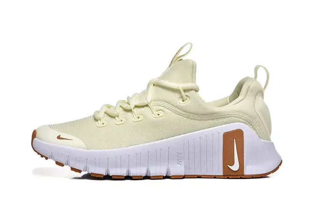 Nike Beige Marron Upper en Maille Sculpté avec Côtes Prononcées Semelle Intermédiaire Sneakers Lifestyle 6